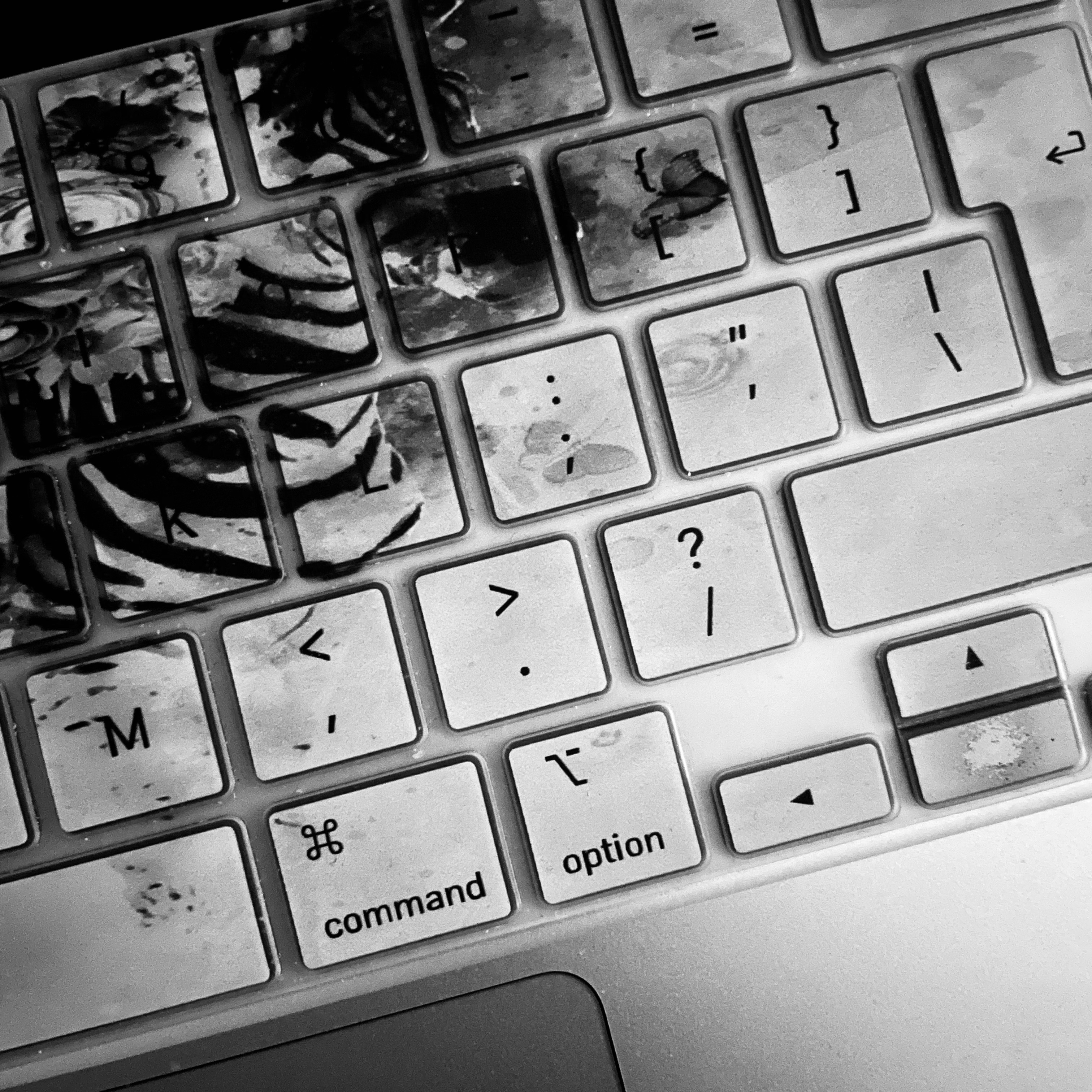 A keyboard in black & white